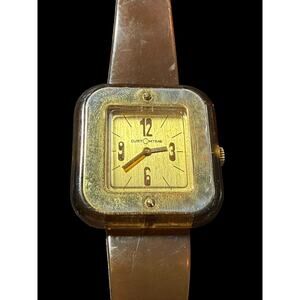 Vintage Customtime Swiss Made 17 Jewels Mechanical Cushion Watch Brown Resin